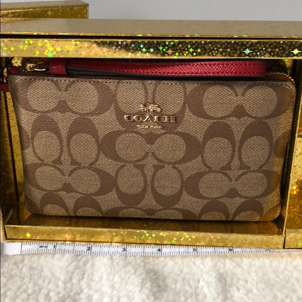 NWT Coach Boxed Corner Zip Wristlet Gift set - Picture 4 of 4